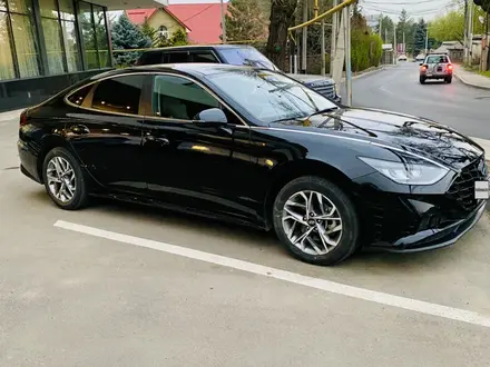 Hyundai Sonata 2019 года за 9 800 000 тг. в Алматы – фото 6