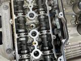 Двигатель на Тойота Авенсис 1.8л 1zz за 4 900 тг. в Алматы – фото 4