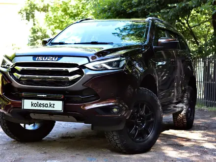 Isuzu MU-X 2021 года за 23 200 000 тг. в Алматы