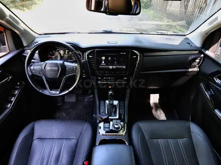 Isuzu MU-X 2021 года за 23 200 000 тг. в Алматы – фото 17