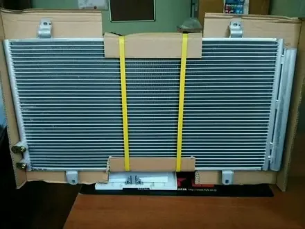 Радиатор кондиционера на Toyota Camry 50 за 29 000 тг. в Атырау
