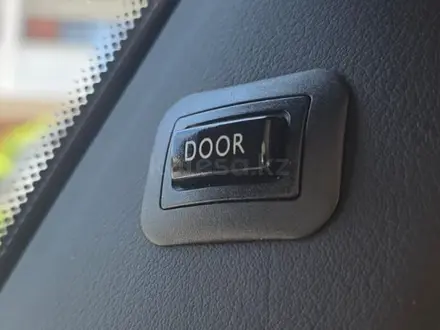 Rolls-Royce Ghost 2010 года за 78 000 000 тг. в Алматы – фото 18