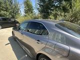 Toyota Camry 2021 года за 13 000 000 тг. в Актобе