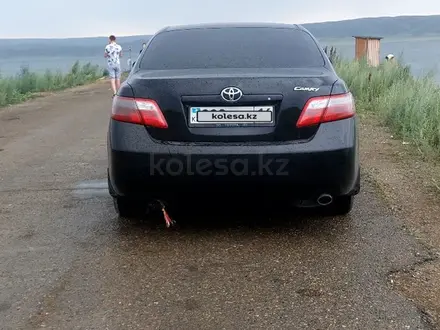 Toyota Camry 2006 года за 6 500 000 тг. в Усть-Каменогорск – фото 2