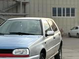 Volkswagen Golf 1997 года за 1 450 000 тг. в Астана – фото 3
