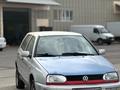 Volkswagen Golf 1997 года за 1 450 000 тг. в Астана – фото 2