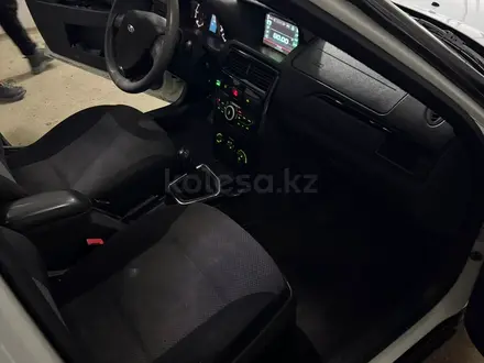 ВАЗ (Lada) Priora 2170 2013 года за 2 100 000 тг. в Актау – фото 8