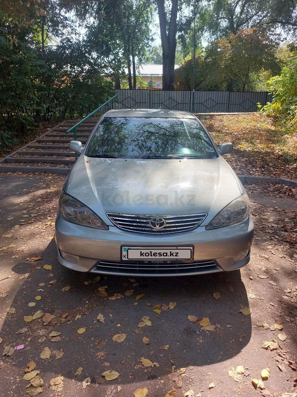 Toyota Camry 2005 г.