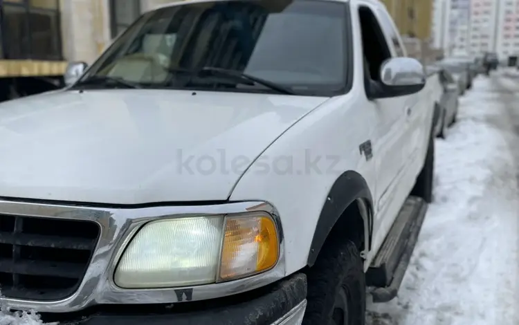 Ford F-Series 2002 годаfor11 000 000 тг. в Алматы