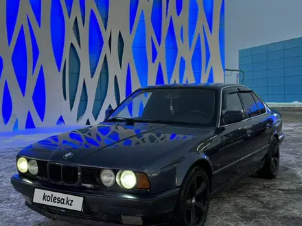 BMW 520 1990 года за 999 999 тг. в Астана