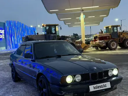 BMW 520 1990 года за 999 999 тг. в Астана – фото 2