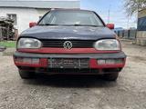 Volkswagen Golf 1993 года за 600 000 тг. в Астана