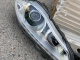 AW9313W029ED фара правая ксенон Jaguar XJ X351 за 280 000 тг. в Алматы
