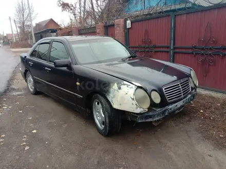 Mercedes-Benz E 280 1996 года за 1 500 000 тг. в Алматы – фото 3