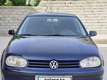 Volkswagen Golf 2002 года за 3 500 000 тг. в Кентау