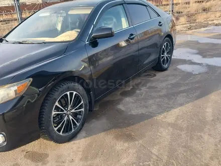 Toyota Camry 2011 года за 6 200 000 тг. в Атырау – фото 5