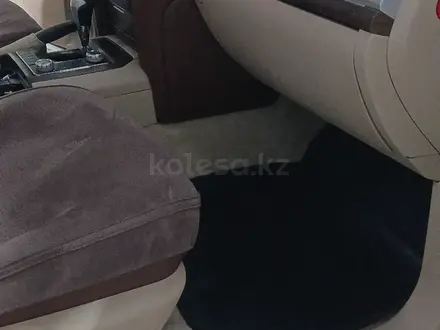 Toyota Land Cruiser 2012 года за 19 450 000 тг. в Караганда – фото 11