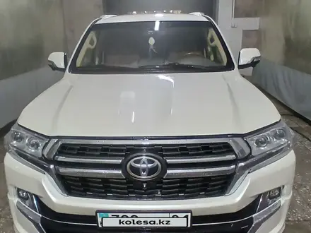 Toyota Land Cruiser 2012 года за 19 450 000 тг. в Караганда