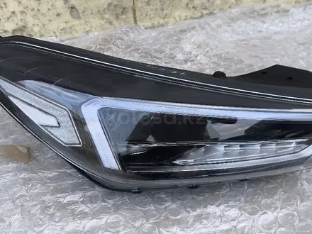 ЧЕХИЯ Фара правая ОРИГИНАЛ Хюндай Туксон 92102D7700 Hyundai Tucson за 390 000 тг. в Алматы – фото 2