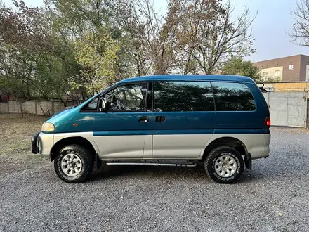 Mitsubishi Delica 1997 года за 5 000 000 тг. в Алматы – фото 2