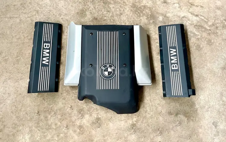 Декоративная (декор) крышка двигателя на BMW за 10 000 тг. в Алматы