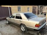Mercedes-Benz E 200 1992 года за 1 599 999 тг. в Кызылорда – фото 2