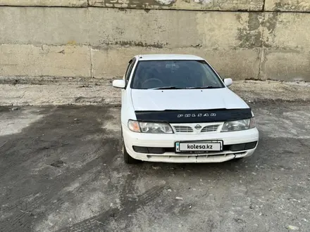 Nissan Pulsar 1995 годаүшін1 500 000 тг. в Усть-Каменогорск