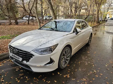 Hyundai Sonata 2020 года за 11 500 000 тг. в Алматы