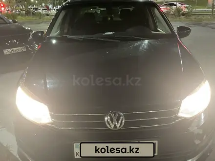 Volkswagen Polo 2015 года за 4 600 000 тг. в Костанай – фото 2