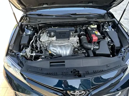 Toyota Camry 2019 года за 14 000 000 тг. в Алматы – фото 9