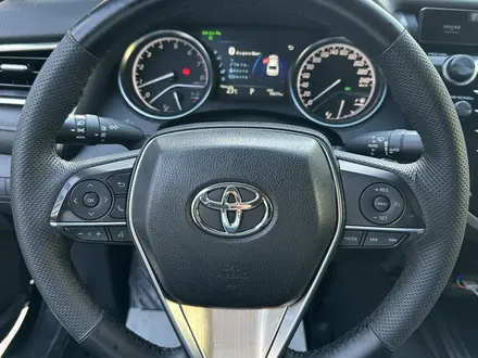 Toyota Camry 2019 года за 14 000 000 тг. в Алматы – фото 7