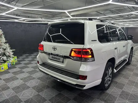 Toyota Land Cruiser 2019 года за 37 000 000 тг. в Алматы – фото 4