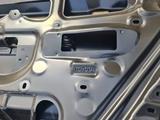 Крышка багажника TOYOTA RAV 4 за 400 000 тг. в Алматы – фото 4