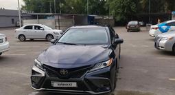 Toyota Camry 2018 годаfor10 999 000 тг. в Алматы – фото 3