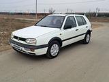 Volkswagen Golf 1994 годаfor1 400 000 тг. в Тараз