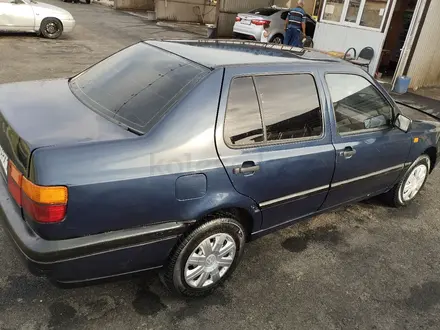 Volkswagen Vento 1993 года за 1 200 000 тг. в Шымкент – фото 34