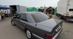 Mercedes-Benz E 280 1994 года за 2 700 000 тг. в Алматы