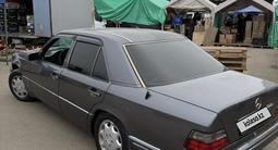 Mercedes-Benz E 280 1994 года за 2 700 000 тг. в Алматы – фото 2