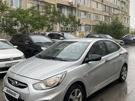 Hyundai Accent 2011 года за 3 800 000 тг. в Актау – фото 2