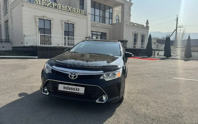 Toyota Camry 2017 года за 11 300 000 тг. в Алматы