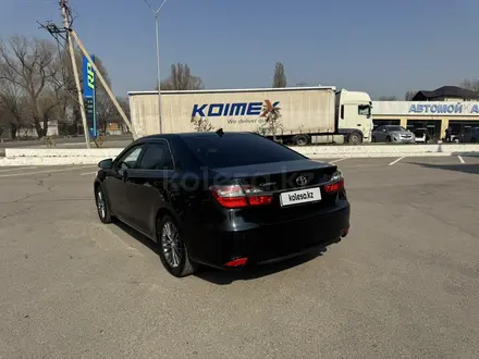 Toyota Camry 2017 года за 11 300 000 тг. в Алматы – фото 5