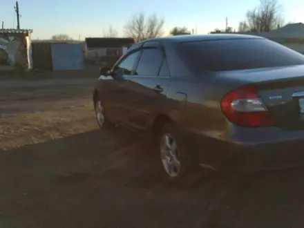 Toyota Camry 2002 года за 5 000 000 тг. в Семей – фото 12