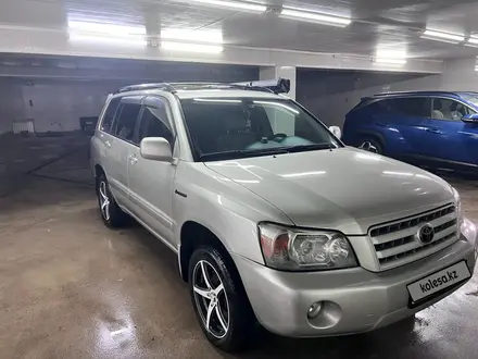 Toyota Highlander 2004 года за 7 600 000 тг. в Алматы