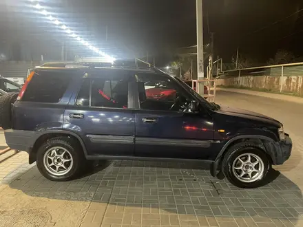 Honda CR-V 1996 года за 2 000 000 тг. в Алматы – фото 4