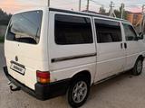 Volkswagen Transporter 1993 года за 2 150 000 тг. в Астана – фото 4