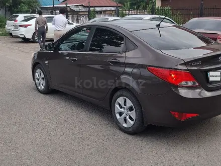 Hyundai Accent 2015 года за 5 800 000 тг. в Усть-Каменогорск – фото 3