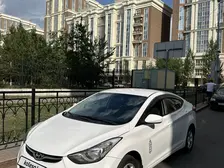 Hyundai Elantra, 2013