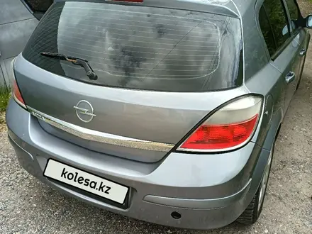 Opel Astra 2007 года за 2 900 000 тг. в Шымкент – фото 9