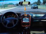 Hyundai Sonata 2001 года за 2 100 000 тг. в Шымкент – фото 5