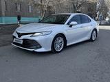 Toyota Camry 2020 года за 14 900 000 тг. в Семей